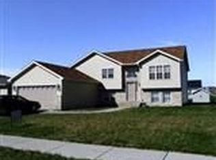 9830 Madison St, Crown Point, IN 46307