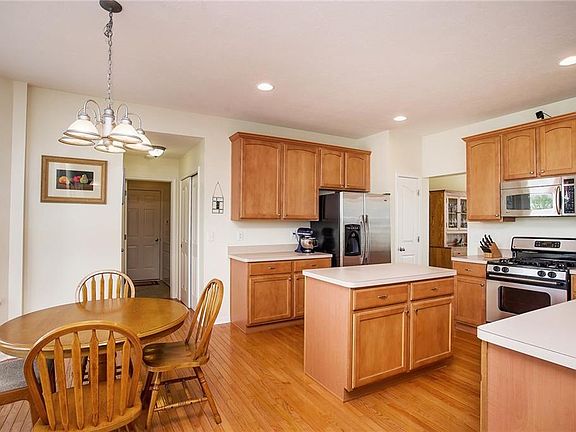 5th image of 16320 W Oldenburg Cir