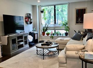 42 8th St APT 3107, Charlestown, MA 02129