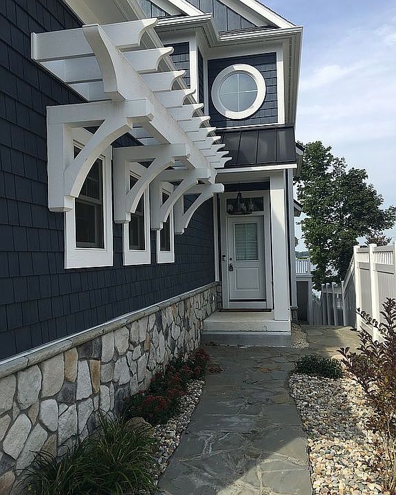 2nd image of 10750 N Southshore Dr