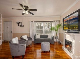 37 W Henry Pl, Iselin, NJ 08830