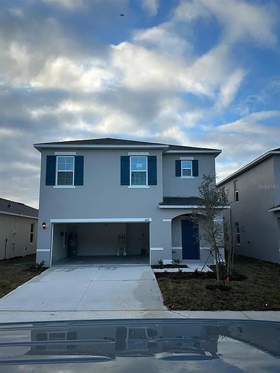 5 bed, 3.0 bath, 2447 sqft, $2,399 — Photo 2