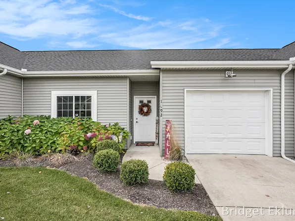 1092 Country Air #3, Wayland, MI 49348