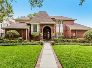 3702 Belle Grove Ln, Sugar Land, TX 77479