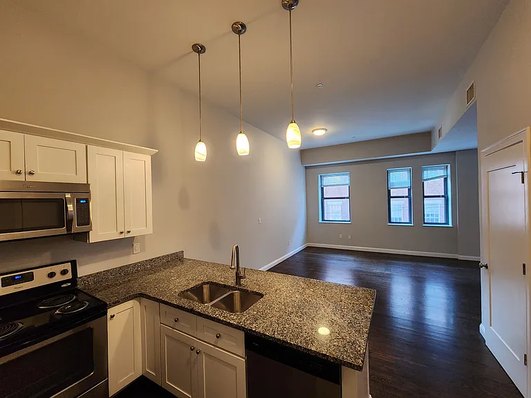 10 Merrymount Rd #302 — Photo 2