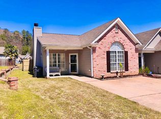 113 Coales Branch Dr, Pelham, AL 35124