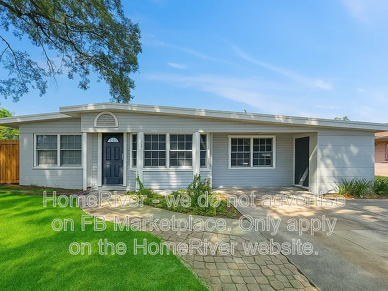 1354 Tuscola St — Photo 1