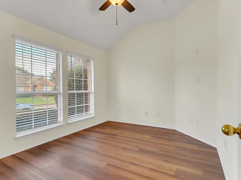 4309 Pearl Ct — Photo 7