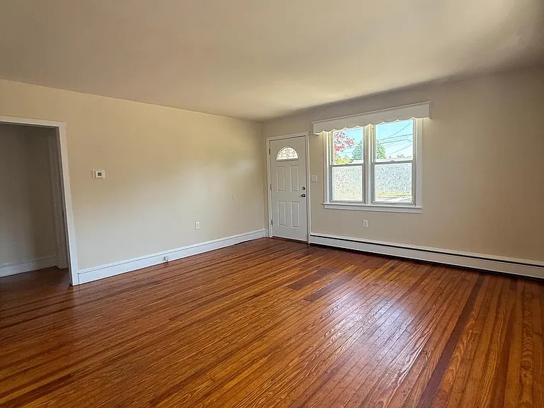 272 Elm Ave #A — Photo 3