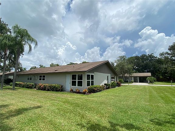 3rd image of 1344 Glendale Cir E #1013