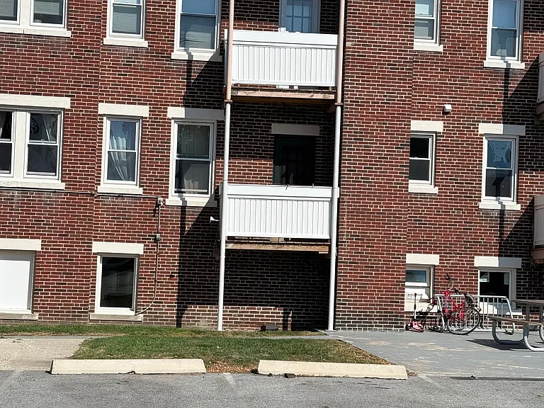 846B Massachusetts Ave #4A — Photo 17