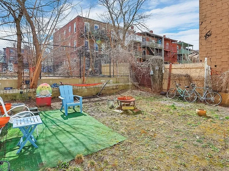10 Bynner St #1 — Photo 12