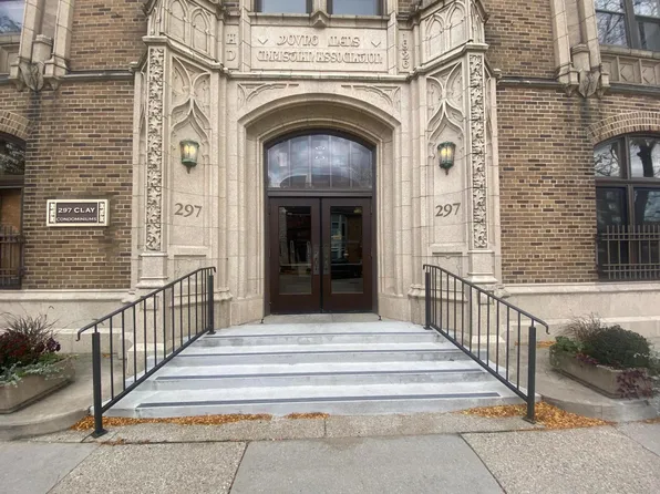 297 W Clay Ave APT 102, Muskegon, MI 49440