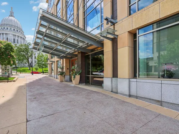 100 Wisconsin Avenue #1203, Madison, WI 53703