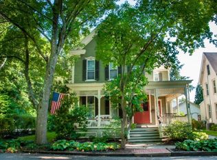 40 5th St, Frenchtown, NJ 08825