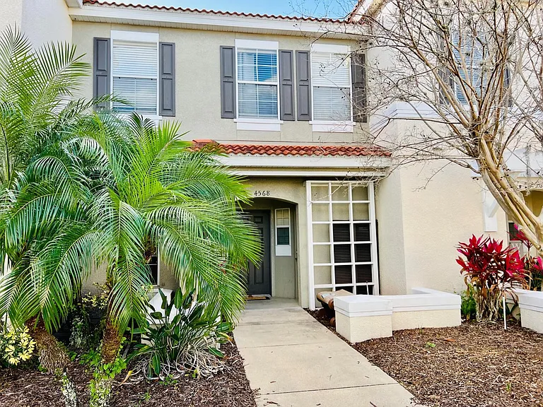 4568 Alberto Cir — Photo 2