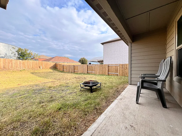 108 Telegraph Trl — Photo 18