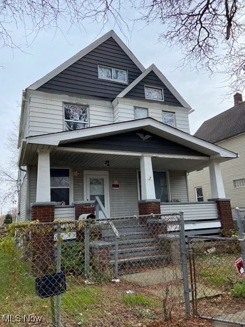 3139 W 82nd St photo 1