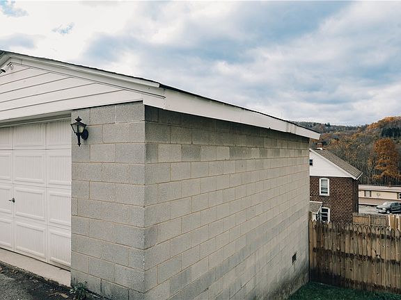 5th image of 2809 Bigler Ave