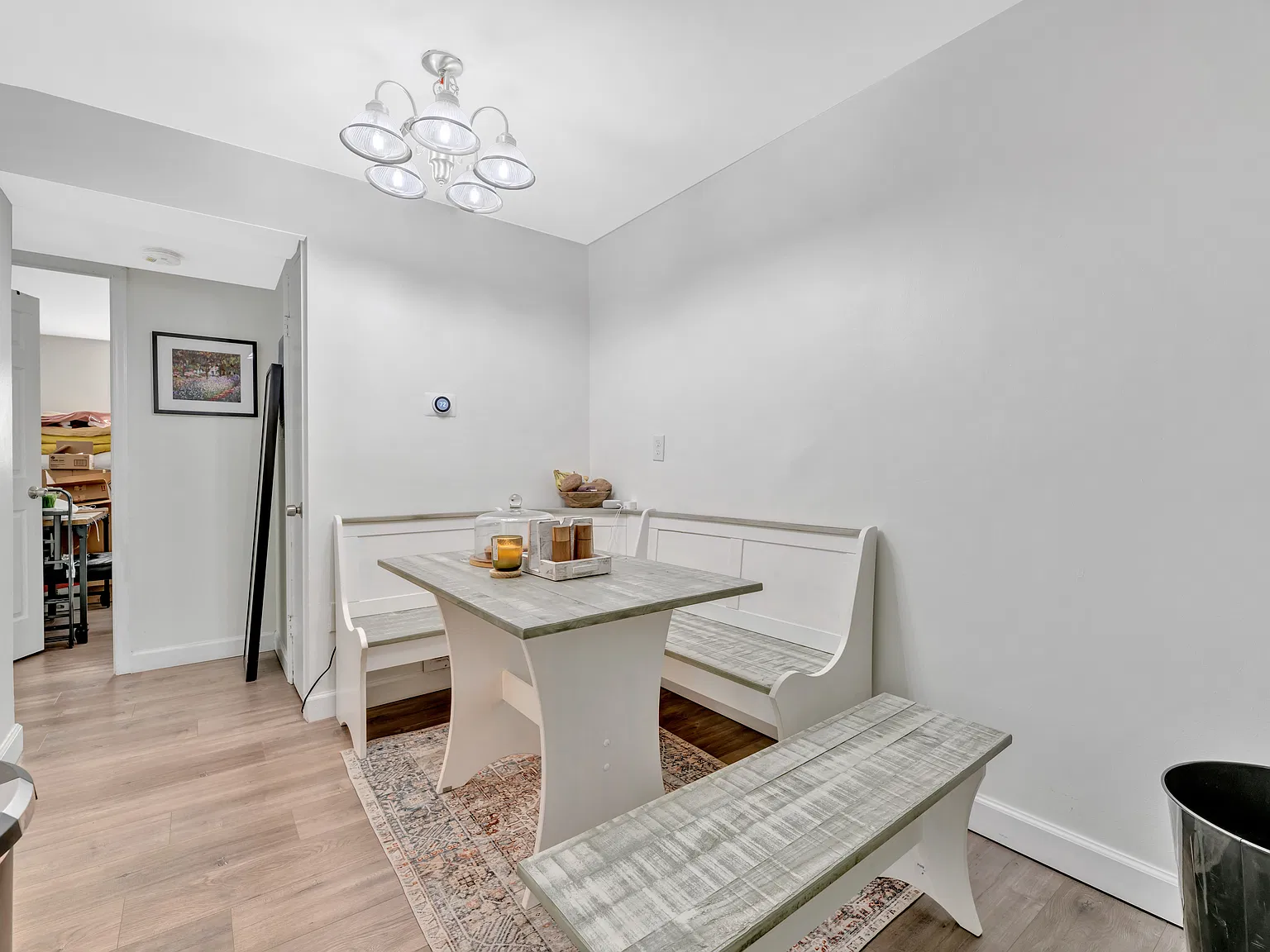 2 bed, 715 sqft, $2,100 — Photo 3