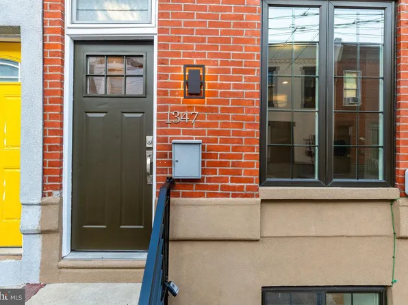 1347 S Dover St, Philadelphia, PA 19146