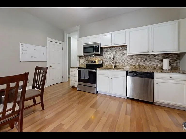 3006 Henrietta St #1 — Photo 4