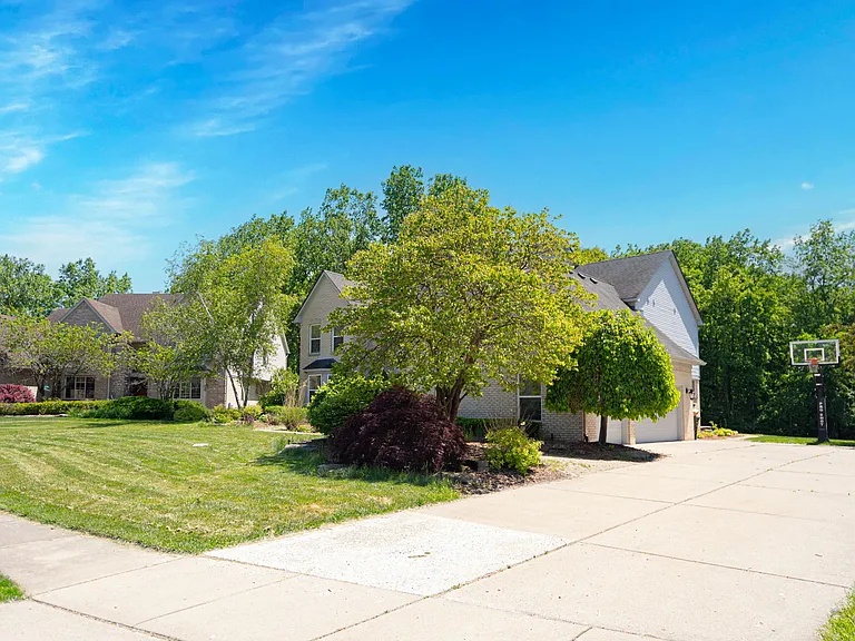 24625 Muirfield Dr — Photo 50