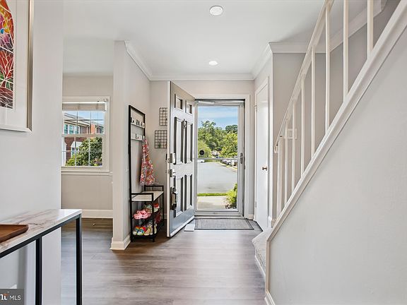 5th image of 7456 Covent Wood Ct