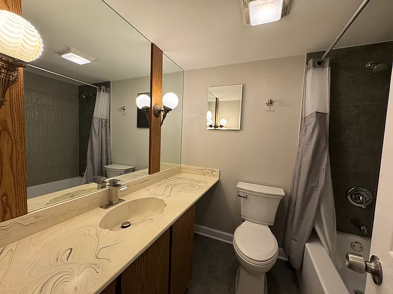 302 Forest View Dr — Photo 17