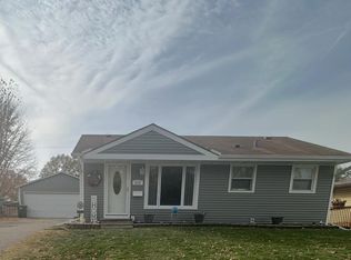 405 Candlewick Rd, Waterloo, IA 50703