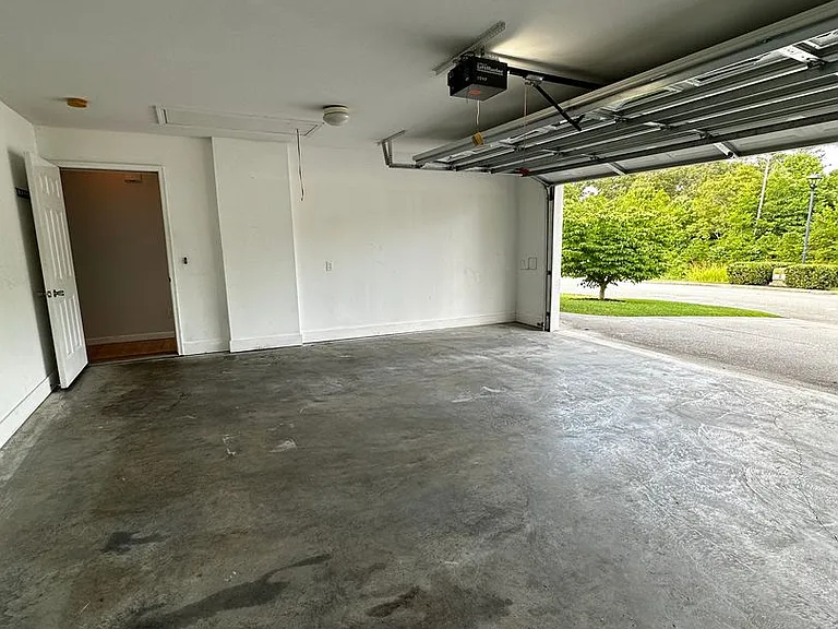 1643 Wood Song Ln — Photo 38
