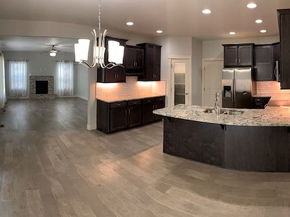 3rd image of 3229 San Mateo Ave