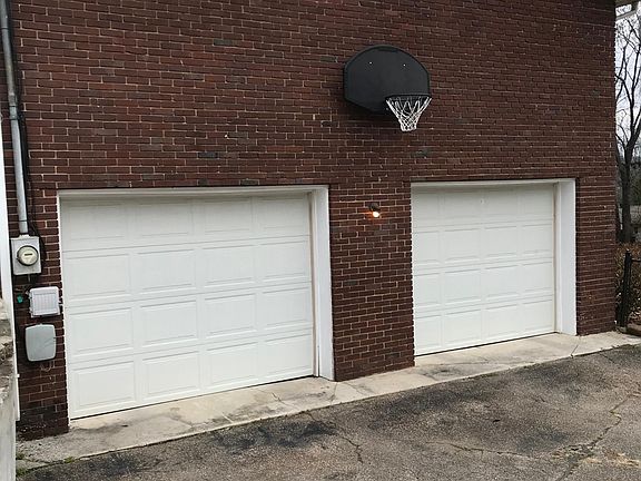 4th image of 10916 Sonja Dr