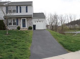 163 Riders Way, Lebanon, PA 17042