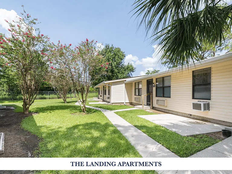 The Landings Apartment Homes — Photo 15