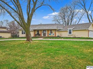 104 Ginger Cove Rd, Valley, NE 68064