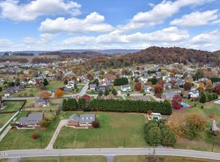 616 Snapps Ferry Rd, Kingsport, TN 37663