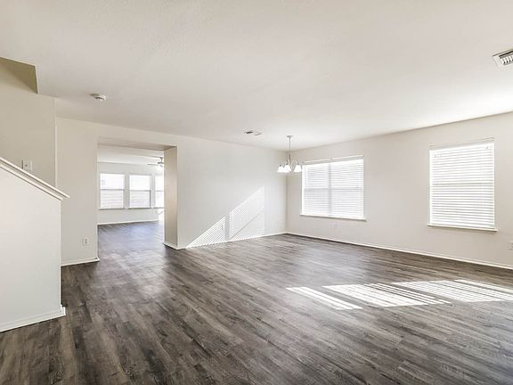 2nd image of 4132 Onega Cir #1