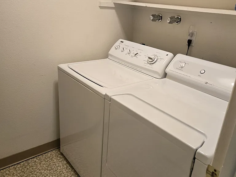 414 E Thunderbird Dr #1 — Photo 8