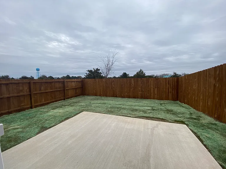 340 Sunnyside Dr #B — Photo 20