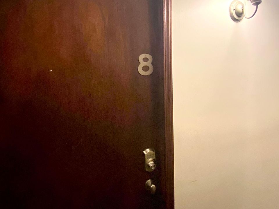 1st image of 105 W Jackson Ave #8
