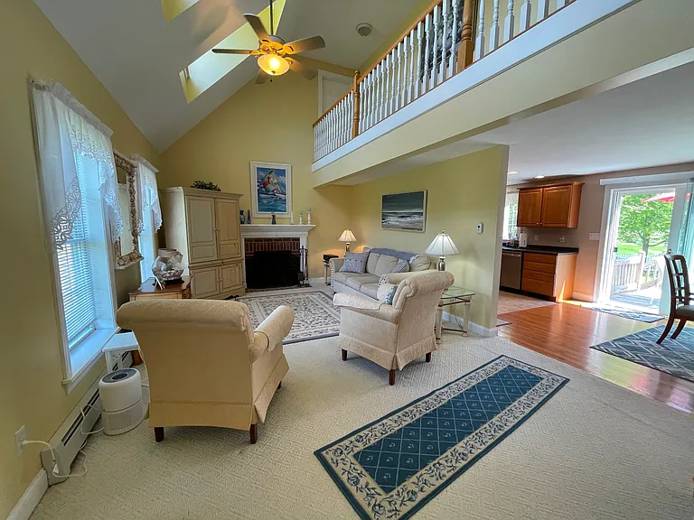 11 Beachwood Ave — Photo 11