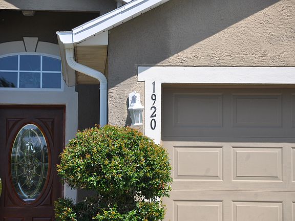 2nd image of 1920 Corner Crest Ct
