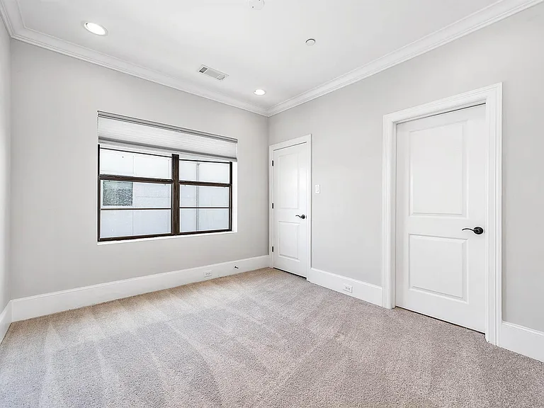 5733 Winsome Ln — Photo 6
