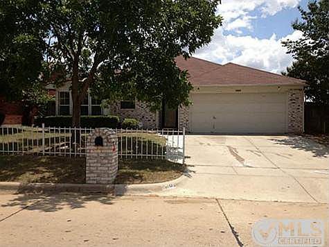 3rd image of 10505 Maria Dr