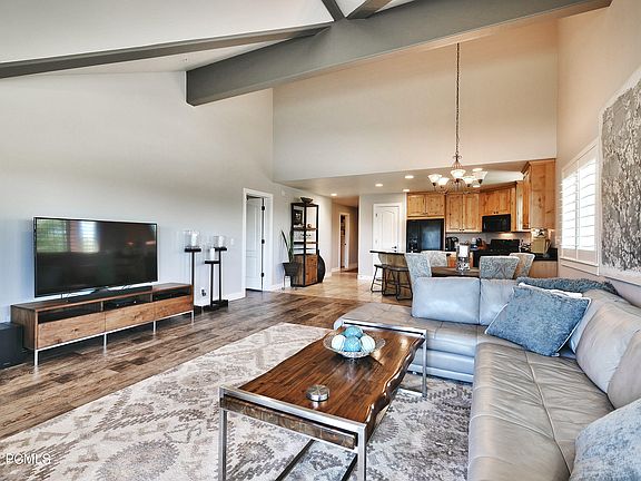 3rd image of 5135 Cove Canyon Dr APT 205