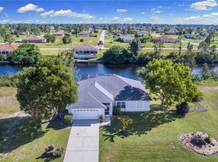1916 NW 27th St, Cape Coral, FL 33993
