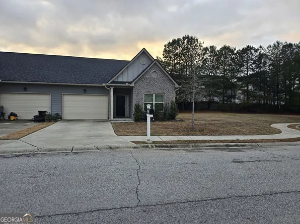 2153 Red Oak Cir, Union City, GA 30291
