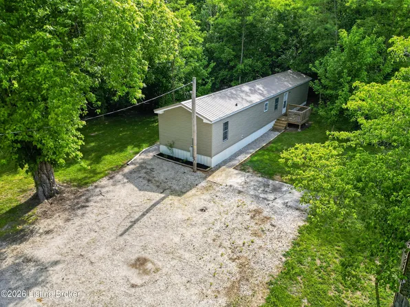 212 N 3rd St, Irvington, KY 40146