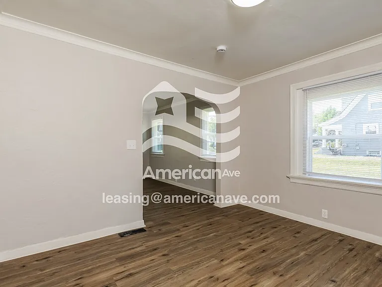 1129927_006_wm_-_dining_room_13189878.jpg